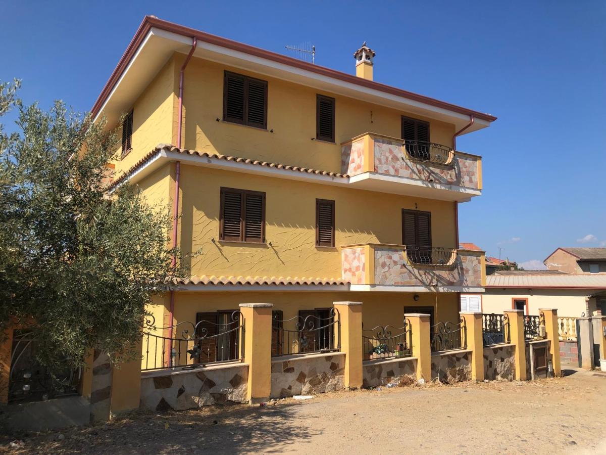 Ferienwohnung Casa Vacanze Al Parco Giba Exterior foto